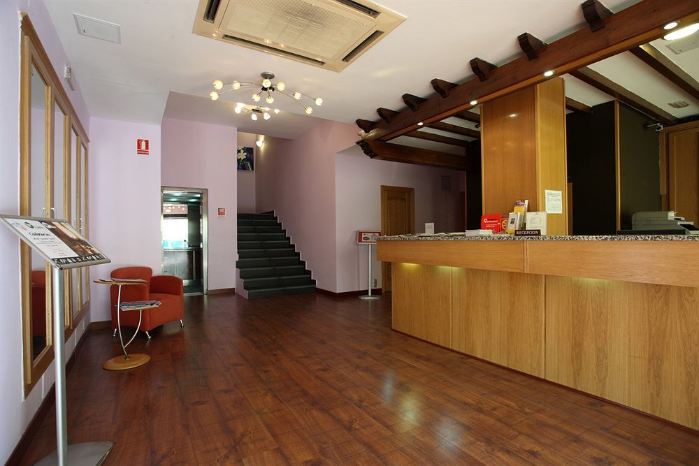 Hotel El Águila Utebo Exterior foto